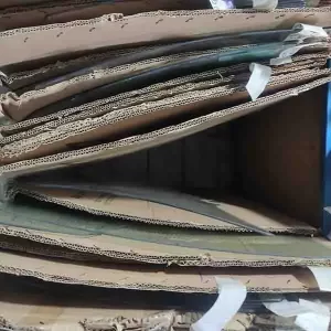 شیشه بغل تویوتا هایلندر