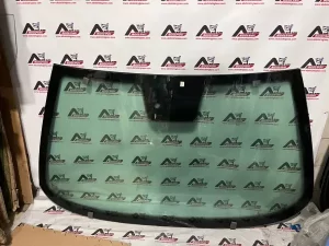 شیشه جلو پژو پارس سنسور دار فابریک